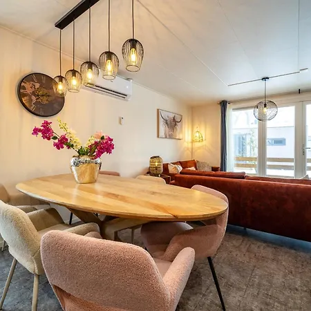 Recreatiepark Maas En Bos *