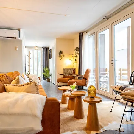 Recreatiepark Maas En Bos Semesterbostad Wellerlooi