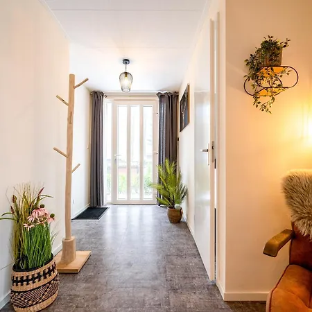 Semesterbostad Recreatiepark Maas En Bos